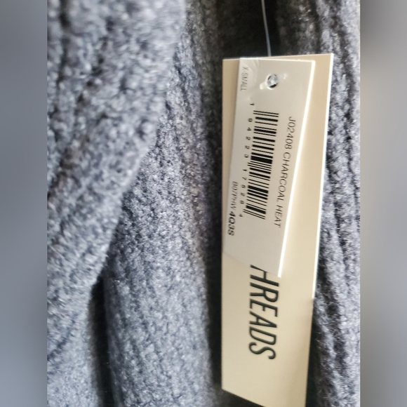 Woman's Cardigan (NWT) - Picture 7 of 10